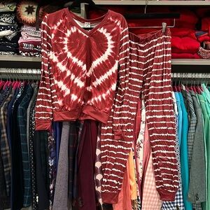 Mia Belle Girls adult size S maroon/white tie dye pajamas. NWT